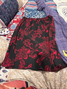 Women’s Black Skirt with Red Floral Jacquard
